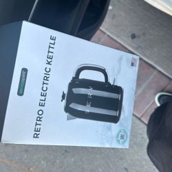 Retro Electric Kettle