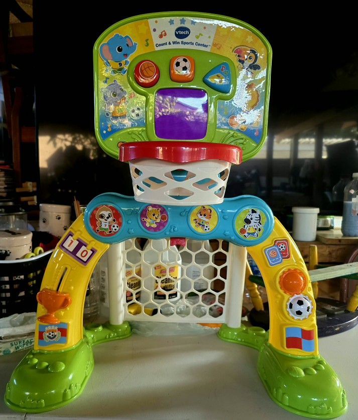 VTech Count And Win Sports Center