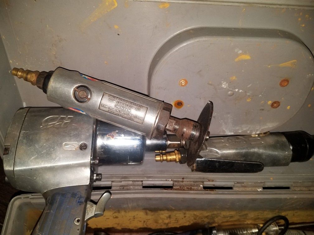 3 air tools ratchet wrench ratchet gun and cutter. Set of 5 sockets 100 bucks obo