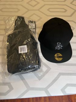 Father’s Day special True Religion Sling Bag/Dodgers Hat 7 3/8 both are new with tags