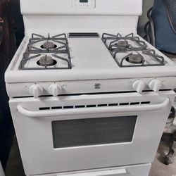 KENMORE GAS STOVE