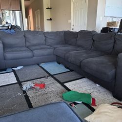 Sectional Sofa 