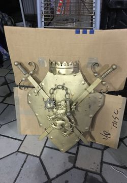 Hend made iron decorative shield for garden