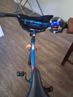 HOT WHEELS BICYCLE