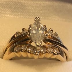 Marquis Cut Diamond Wedding Rind In 14k Yellow Gold