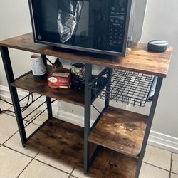 Kitchen/Coffee Table And Microwave 