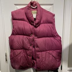 Ladies Size Medium LL Bean Fuchsia Goose Down Vest