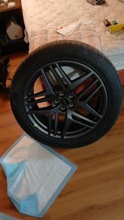 Pirrelli scorpion 275/45 R21