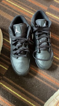 Size 11 Jordan cleats