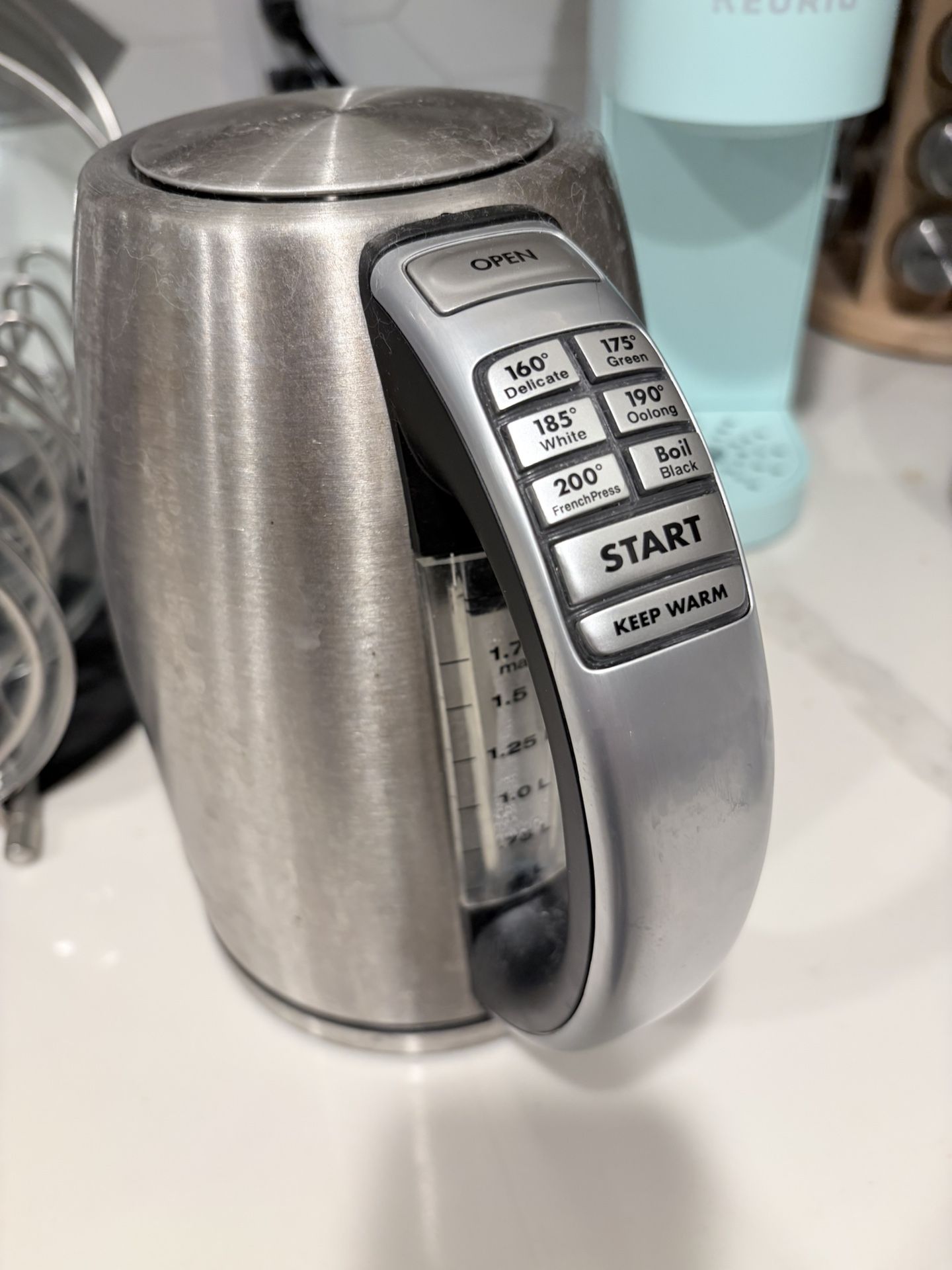 Cuisinart PerfecTemp 1.7-Liter Electric Kettle