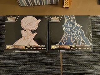 Mega Evolutions Pokemon Center Etbs
