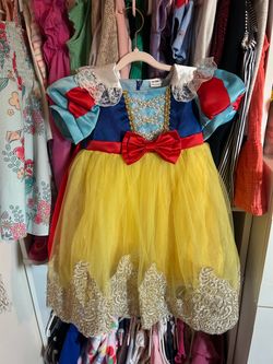 Snow White dress
