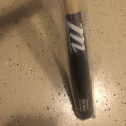 33inch 31 Oz Marrucci Wood Bat