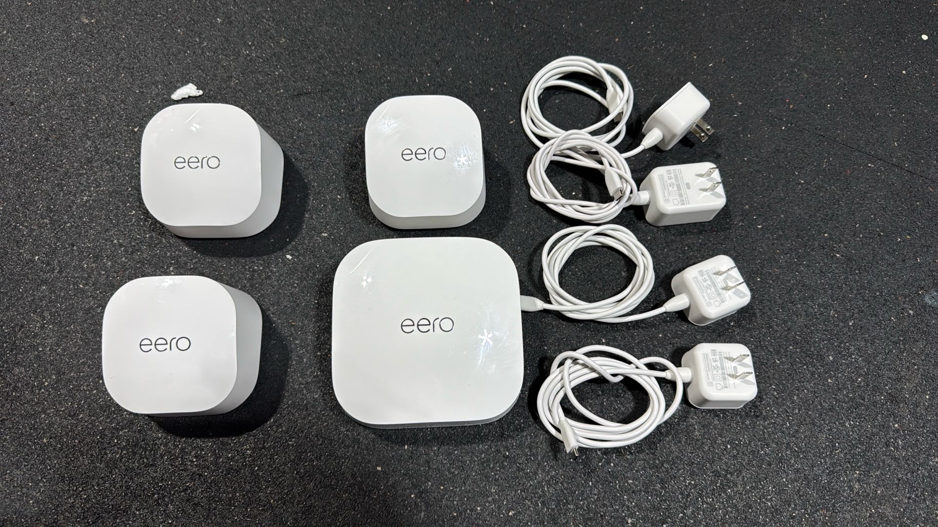 Eero Pro 6E + 3 Eero 6 Plus Mesh Wi-Fi System – Excellent Condition