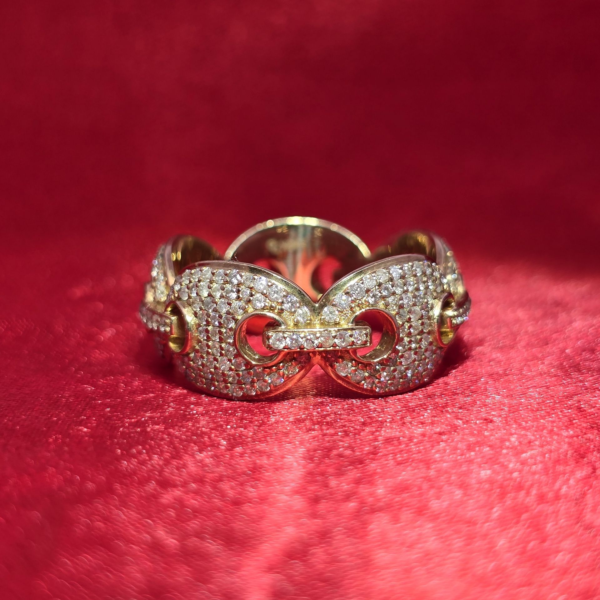 10k Yellow Gold Diamond Gucci Ring 2.50 ctw