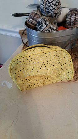 NWT makeup bag.