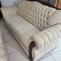 Furniture Set (2 Couches, Center And Side Tables)