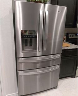Whirlpool 4 door refrigerator