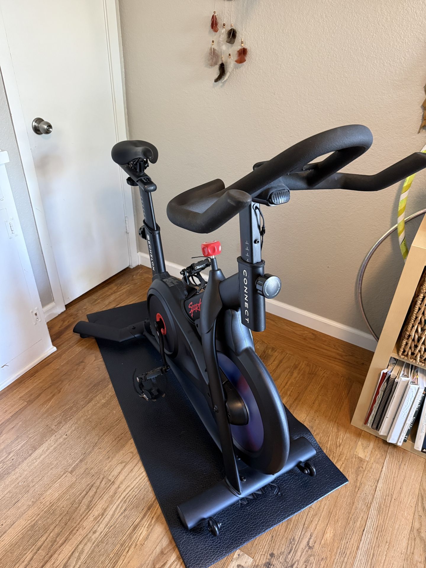 Used echelon Connect Sport Indoor Bike