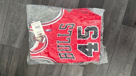 Mitchell and Ness Michael Jordan Bulls Jersey #23