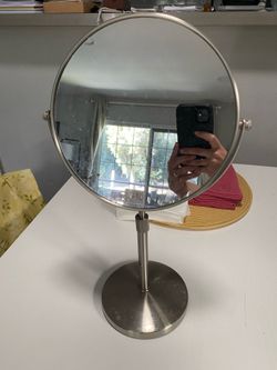 Adjustable Height Mirror & Magnifying Mirror