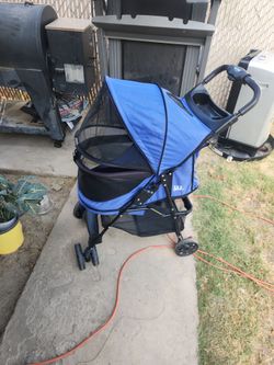 Pet stroller