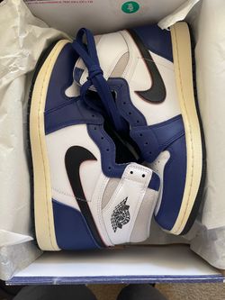 Nike Air Jordan Retro 1 OG Rare Air Sz 10.5