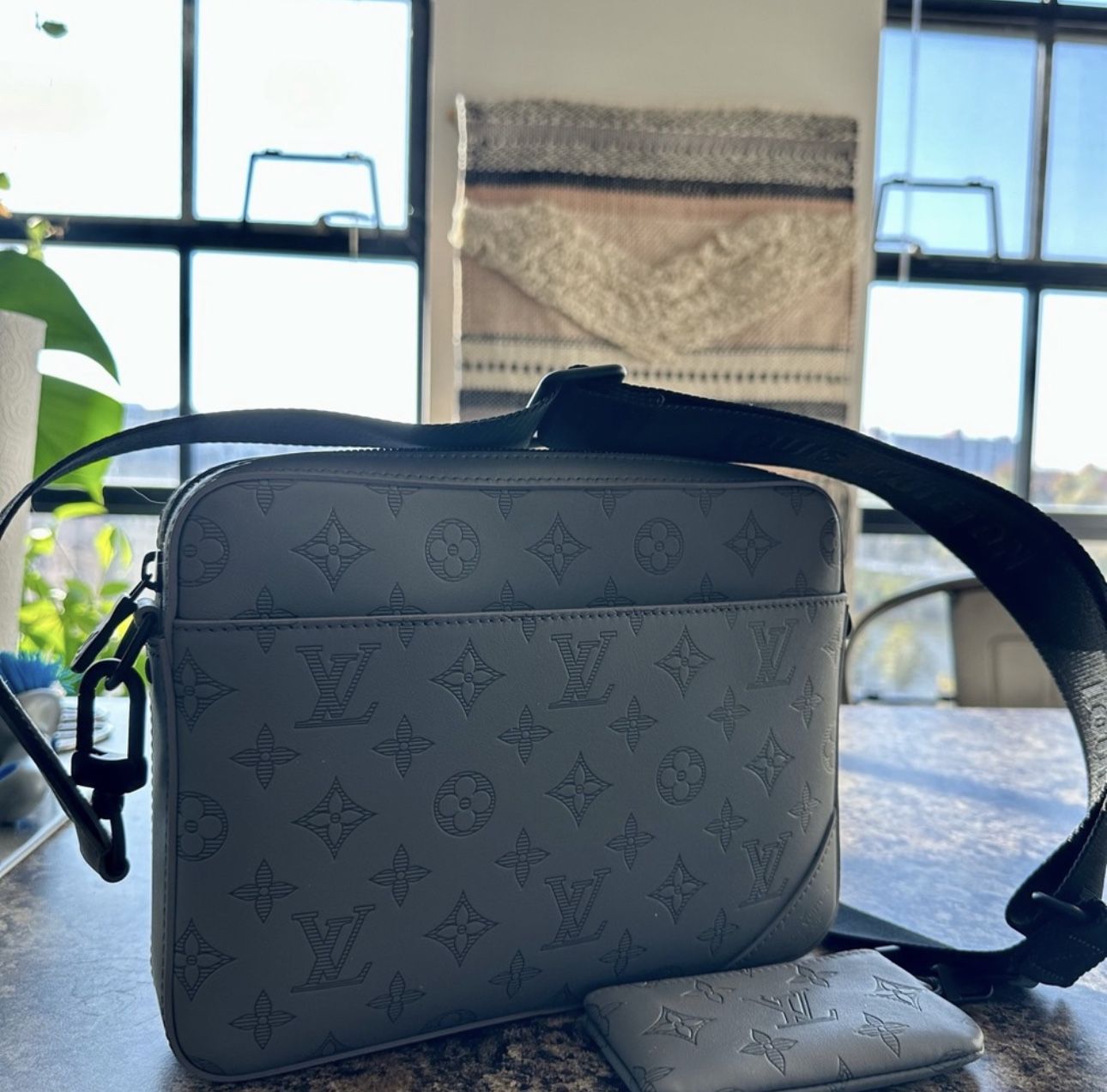 Louis Vuitton Men’s Duo Messenger Bag