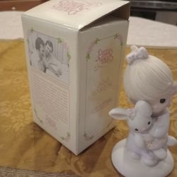 Precious Moments Figurine 