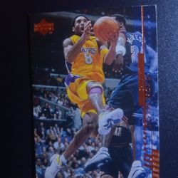 Kobe Bryant  UPPER DECK -2000 #80 