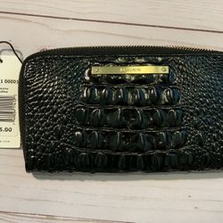 Brahmin Wallet NWT