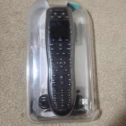 Logitech Harmony 700 Universal Remote