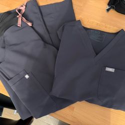 Gray Figs Scrubs Set XS