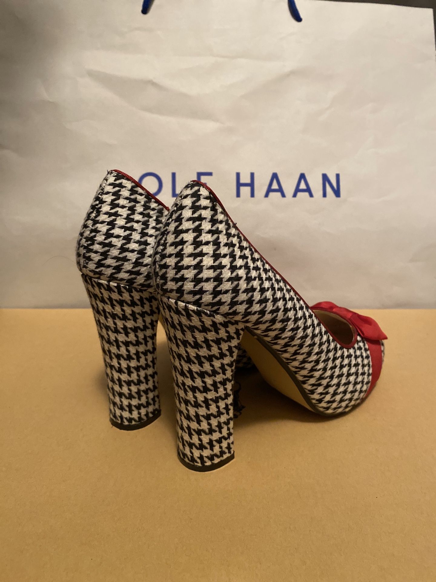women's high heel shoes size 7,5