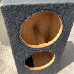 ($100 Firm) 2 18 Inch Subs Ported Sub Box Tuned To 32 Hz