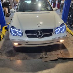 Mercedes Benz C320 Headlamps.