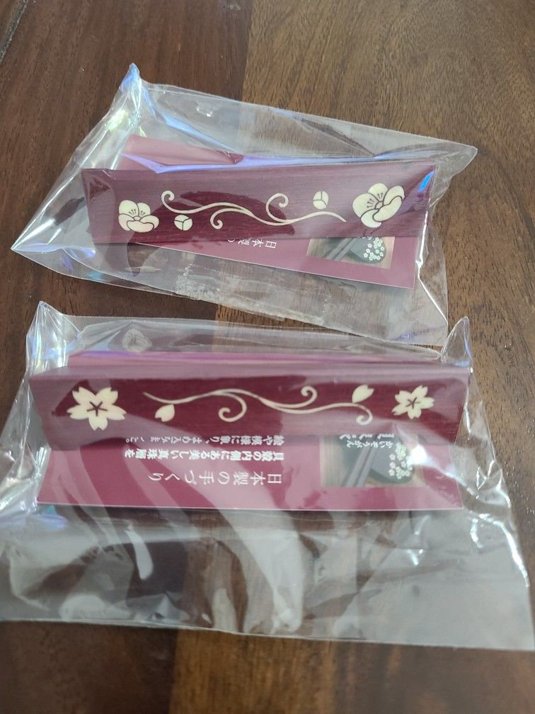 New Japanese Wood Cutlery Rest with Mother of Pearl