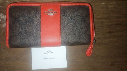 Coach wallet