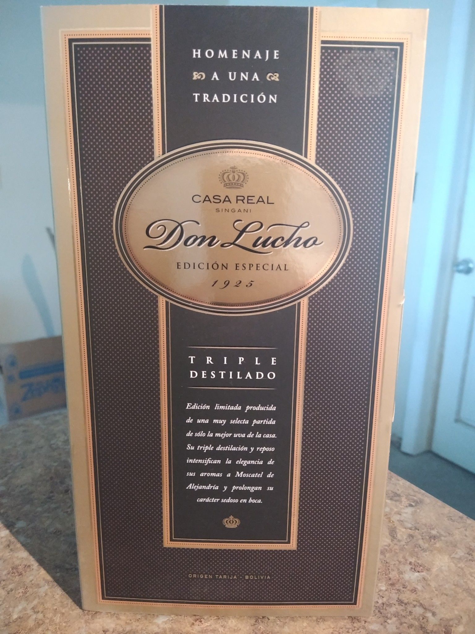 カーサレアル ドンルーチョ Casa Real Don Lucho de Oro Singani Casa