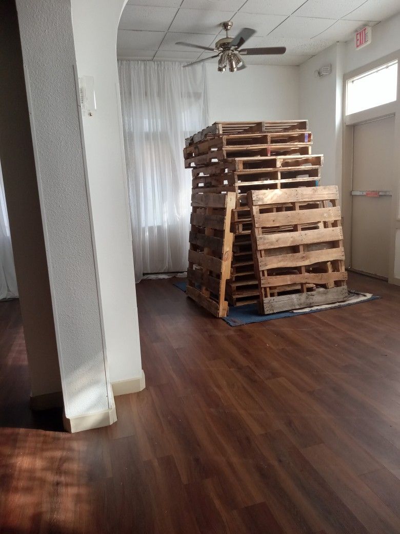 PALLETS for Sale in San Antonio, TX OfferUp