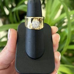 18k Diamond Cluster  Ring 