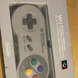Super Famicom Wii Club Mario Controller