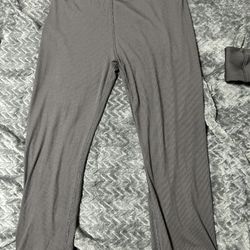 Grey Ribbed Long Sleeve Leggings – Size Medium 