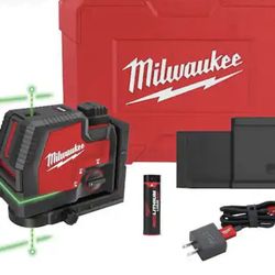 Milwaukee Green 100 ft. Cross Line and Plumb Points Rechargeable Laser Level with REDLITHIUM Lithium-Ion USB Battery and Charger