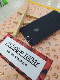 Apple iPhone 8 Plus 📱 – Compatible with All Carriers! Get Yours Today!