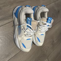 PUMA Women’s Size 9.5  (Cream/Blue) Shoes 