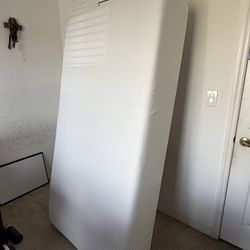 Twin Size Bed Complete Set