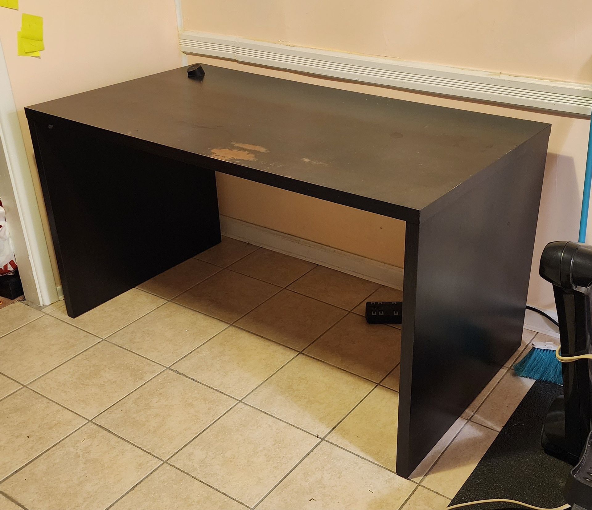 IKEA Malm Desk