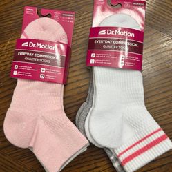NWT Dr. Motion Everyday Compression quarter Socks 4 pairs