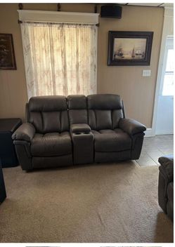 Ryder Gliding Reclining Console Loveseat
